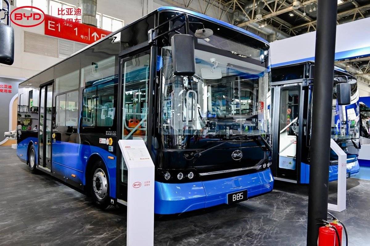 新品解析，科技赋能  比亚迪商用车闪耀2023北京道展