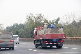 专用车频率增加 解放、福田、豪沃三分市场 北京在用这些车跑城际