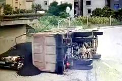 ��25��������ѹĸ�ӣ��������·�δ��Ǹ