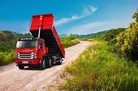 明星产品丨江淮飞越6×2自卸车助“砂石出山”一臂之力！