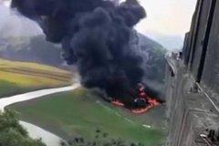 ������ɫ�͹޳��෭׹��߼��� 2������