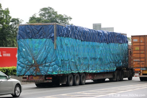 广州高速调研：17米5大板车不常见，但违规率接近90%！