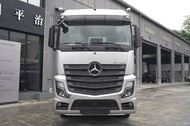 ADA 2、ABA 5、BSA多项黑科技！速看国产重卡梅赛德斯-奔驰Actros