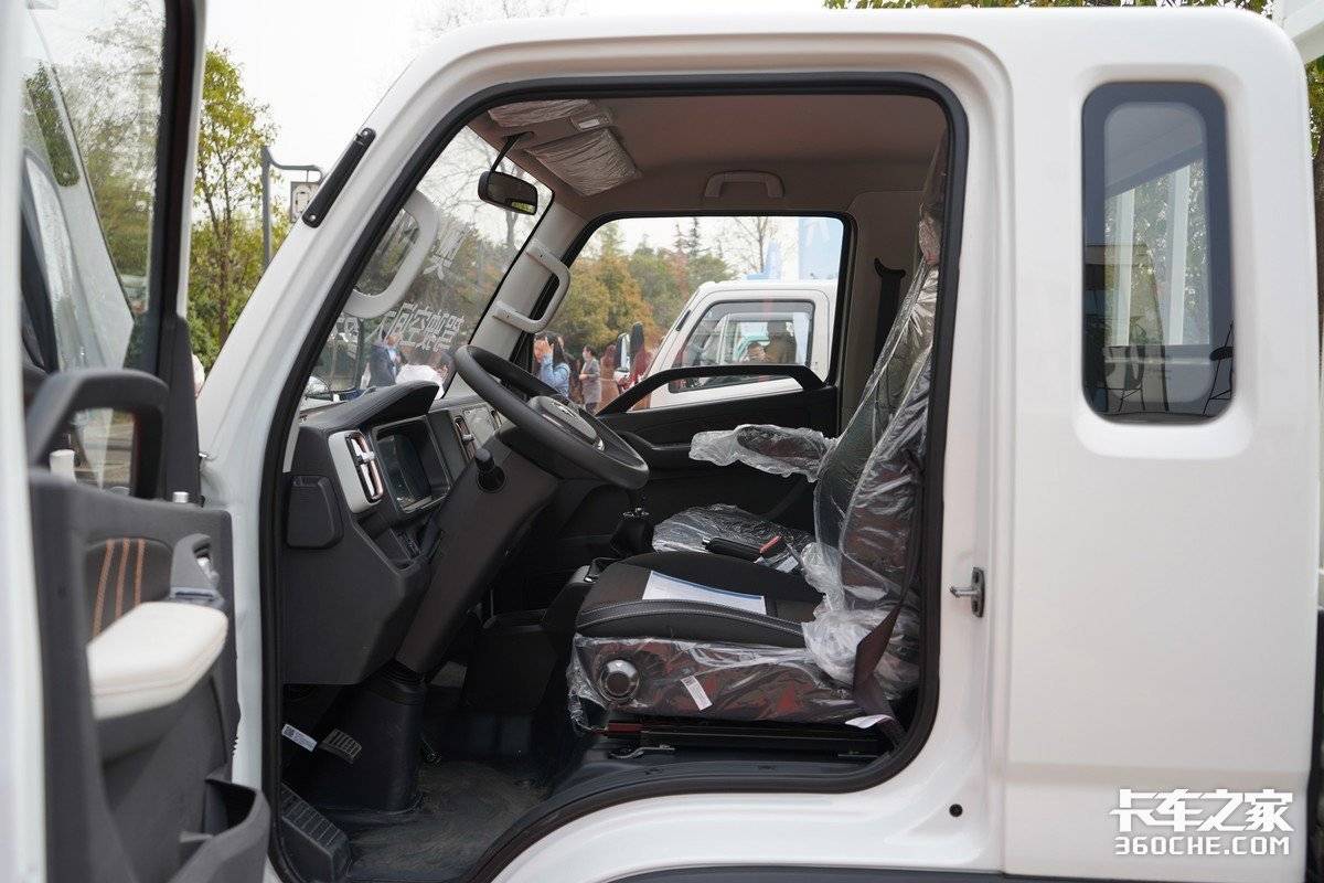 122����+5����&nbsp;����M���ٱ�&nbsp;����������