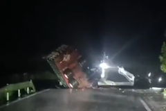 336����һ����̮�� 2������˾����ˮ