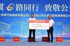 �¾������������ɷݾ���60��Ԫ��������