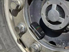 高效运输的未来:康迈免维护轮端解决方案助力快递行业