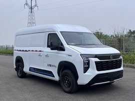 中国重汽新推VAN车型!先锋官V曝光 搭载潍柴2.0T柴油发动机