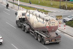 3��2�ˣ������������Ͱ��ˮ��޳�Υͣ