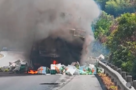 车也会“中暑”？湖南省1天发生2起车辆自燃事件