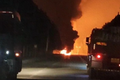 突发！河北邯郸一油罐车撞车后爆炸起火