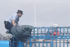 ���棡����������·�϶����һ����̫̫