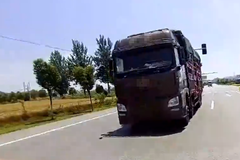 �ձ������ַ�������1�챻��2��ƣ�ͼ�ʻ