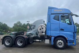康明斯一体化动力链 江淮跨越K7也有天然气牵引车 搭载530马力发动机
