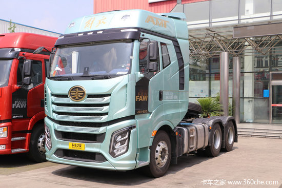 优惠幅度3万元！来看看中重卡都有啥车 大马力、自动档、LNG全都有