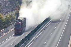 ��������������ʻ;��ðŨ���º�׷β