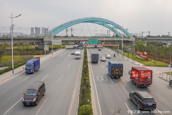 即日起至2024年 南昌生米大桥货车24小时禁行！