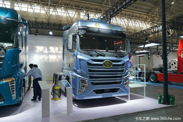 2023武汉车展：燃油重卡车型盘点 这7款车型值得关注！让你一次性看爽
