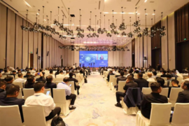 把握变局 创迎未来 2023物流与运输车辆高峰论坛召开