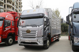 最高300马力 还有AMT 4款高顶双卧6米8盘点 这配置很难不心动