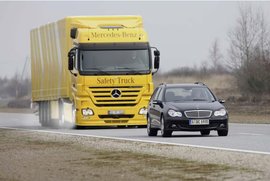 分秒决定生死 AEBS紧急制动系统如何避免碰撞?