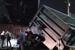 ����һ����ײ�ϻ� ����˾����������