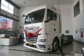 国内常见进口牵引车盘点 都是自动档变速箱 这4款哪个最好开？