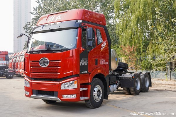 LNG 6x4牵引车降价促销 这4款你会怎么选？最高优惠幅度将近5万元