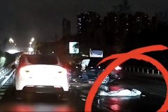 ���������γ���ײ �ֳ������й�ʬ����