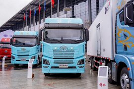 510马力2.91小速比！ 解放JH6 NG双燃料牵引车解析 缺气？完全不慌！