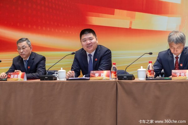 解放新领导班子亮相！媒体恳谈会回顾2023、展望2024（李胜篇）