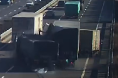 ��ϵ��ȫ�������ݱ�˦������������ѹ��