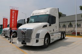 国产6x4长头牵引车盘点 最高560马力配AMT 除了它们还有吗？