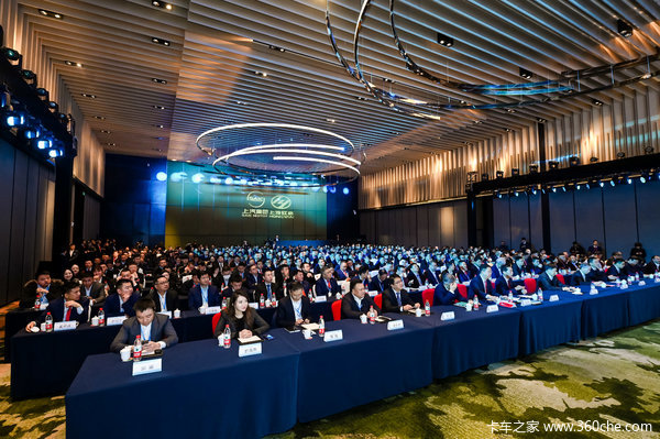 目标3万辆!上汽红岩开启新年新征程