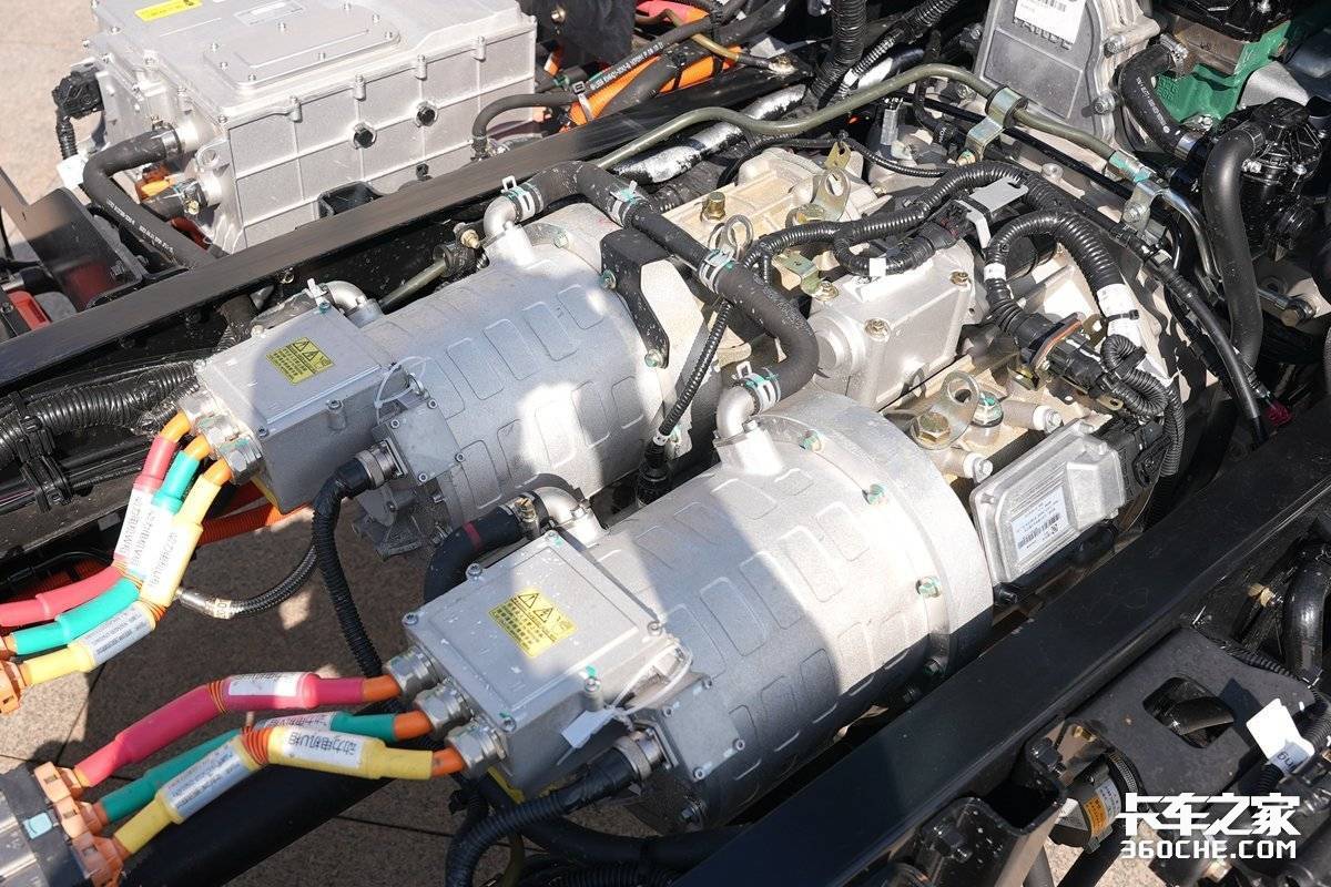 ��죿���̣�һ�ĸ���˭���ʺ���