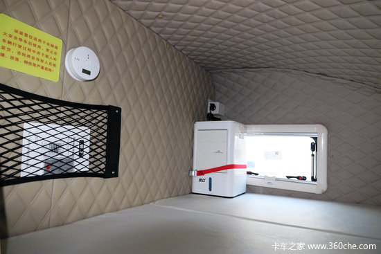 高顶带卧铺or1米5睡眠舱 单排轻卡也能拥有大卧铺！你最喜欢哪一种？