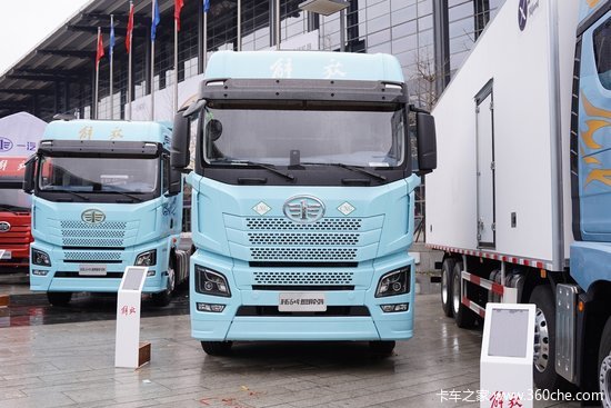 510马力配12档变速箱 还是LNG+CNG双燃料 解放JH6燃气重卡速报