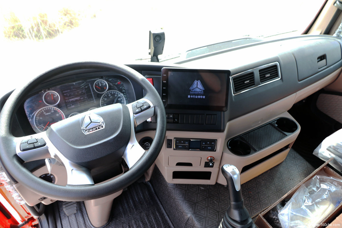 油耗16个9米8重汽豪沃tx7凭什么图片列表