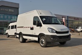 总重4.2吨11方大货箱 依维柯欧胜高顶长轴版太能装了！