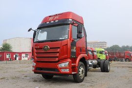 260马力解放动力链！解放J6L中卡速报 还有高顶双卧驾驶室