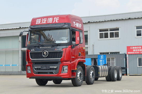 怀挡8×4还有近1米宽卧铺 460马力陕汽德龙X5000开着爽！