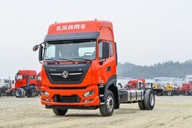 300马力6缸机+配8档箱 还有高顶双卧 报价21.53万的天锦KR PLUS速报