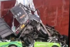 ���ű�ײ���� ���ѻ�������·�ڲ�����