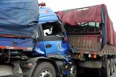 �۽����� ίԱ���鷢չ���ó��໥����