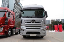 51万的解放J7你会考虑吗?660马力配12档箱 性能不输进口牵引