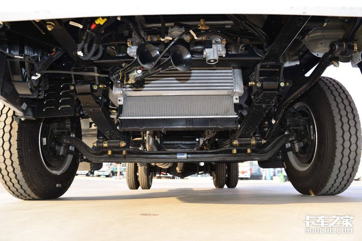 2.5升康机+法士特AMT 160马力德龍G2轻卡速报 框架式结构车身更安全！