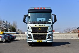 全都匹配AMT变速箱 600马力以上配置豪横 这4款6x4牵引怎么选?