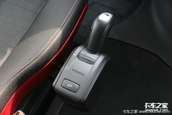 驾照将有A4、B3？政协委员建议增设自动挡货车驾驶证类别