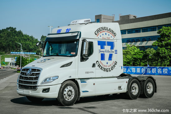 把厨房 卧室 卫浴装进卡车 乘龙T7用14升康机“居家出行”