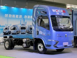 平地板电子后视镜轻卡！蓝擎配135度大电池能跑400公里？